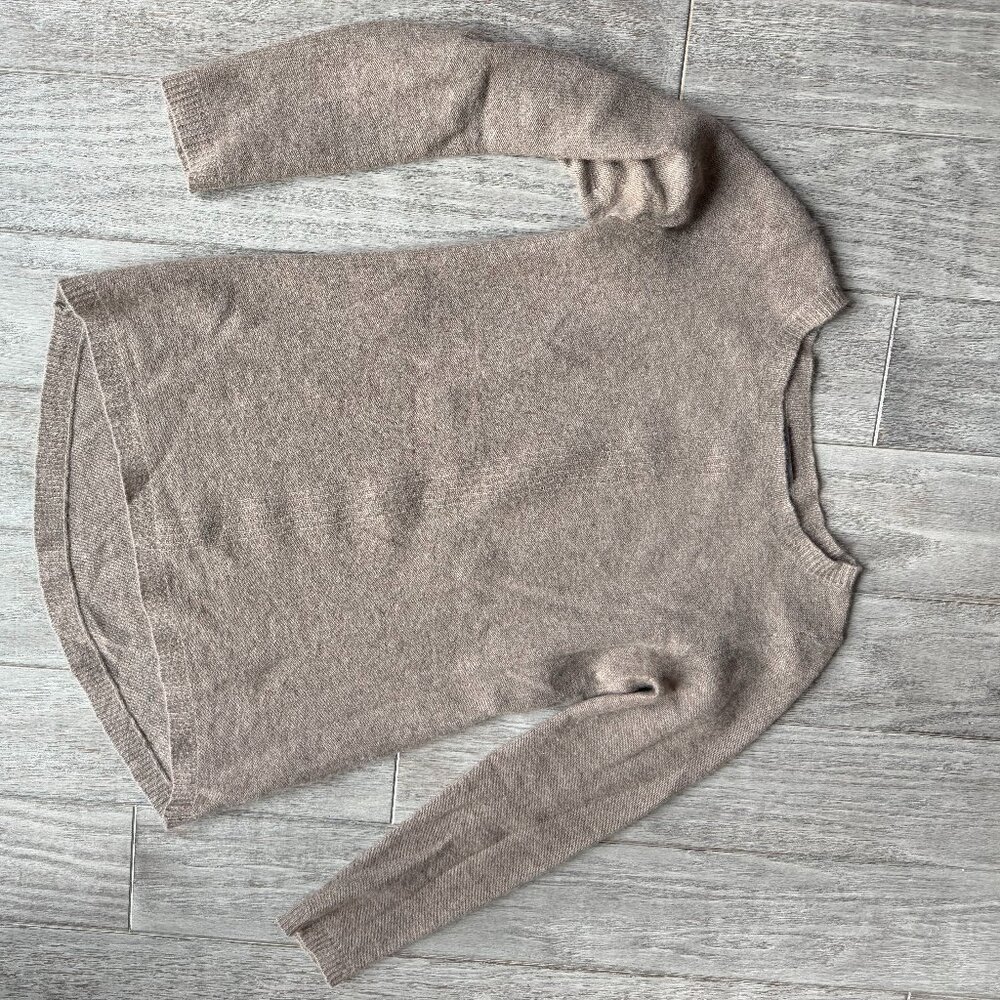 Saffron Cashmere Beige/Brown Sweater – Size Small – Ultra Soft